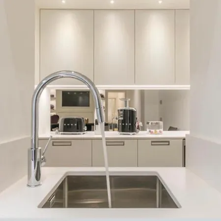 Reale Luxury بيت للعطل روما