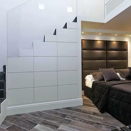 Reale Luxury Apartment Rome