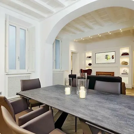 Reale Luxury Apartment