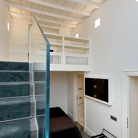 Reale Luxury Apartment Rome